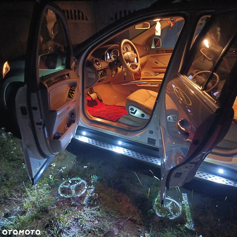 Mercedes-Benz GL - 36