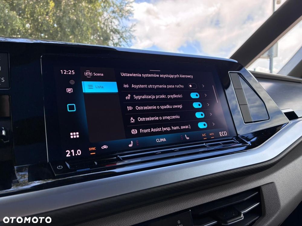 Volkswagen Multivan - 24