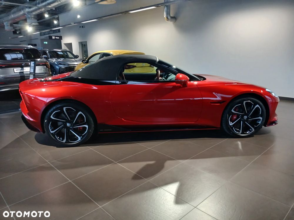 MG Cyberster 77kWh AWD Czarny Dach - 10