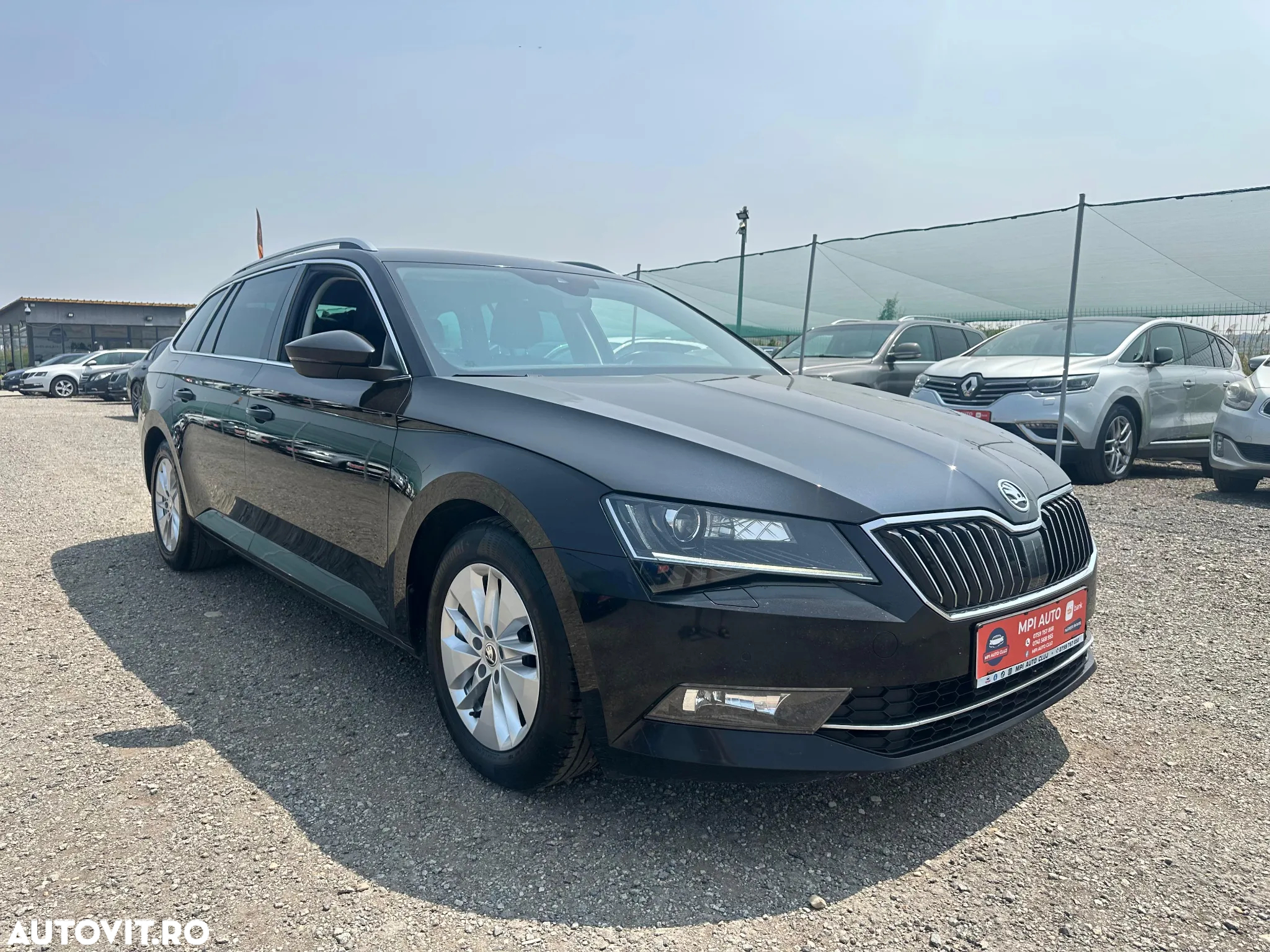 Skoda Superb 2.0 TDI DSG Style - 6