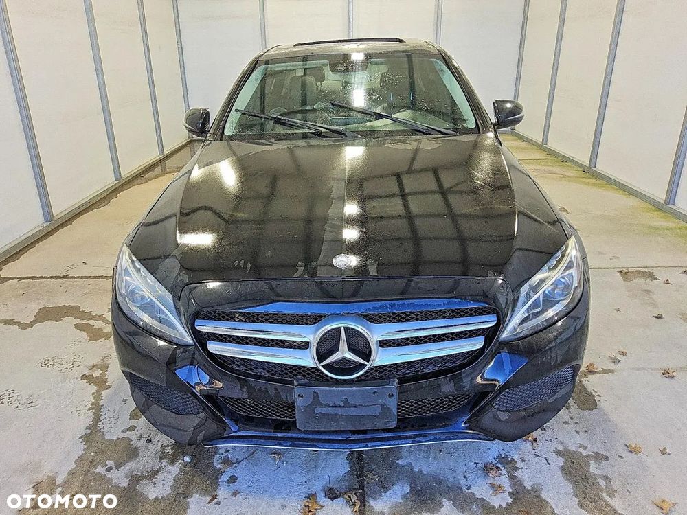Mercedes-Benz Klasa C 300 9G-TRONIC Exclusive - 5