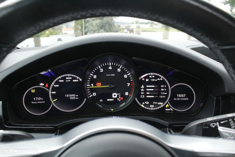 Porsche Cayenne E-Hybrid - 19