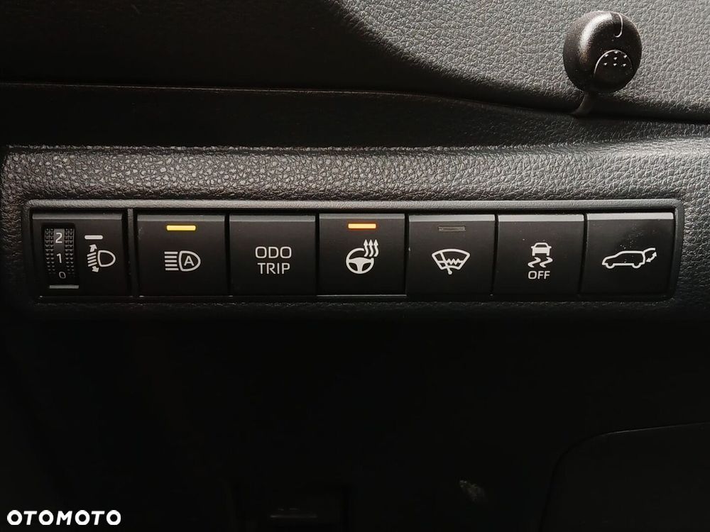Toyota Corolla 1.8 Hybrid Style - 33