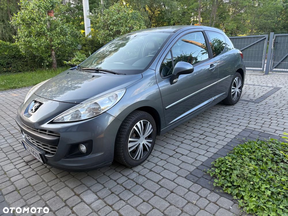 Peugeot 207 - 14