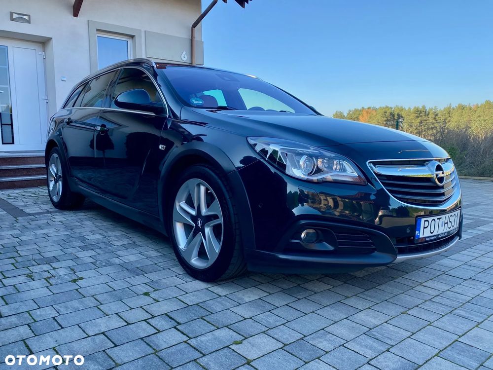 Opel Insignia 2.0 ECOTEC DI Turbo 4x4 Sports Tourer Business Edition - 4