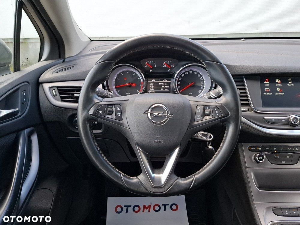 Opel Astra V 1.4 T Enjoy - 9