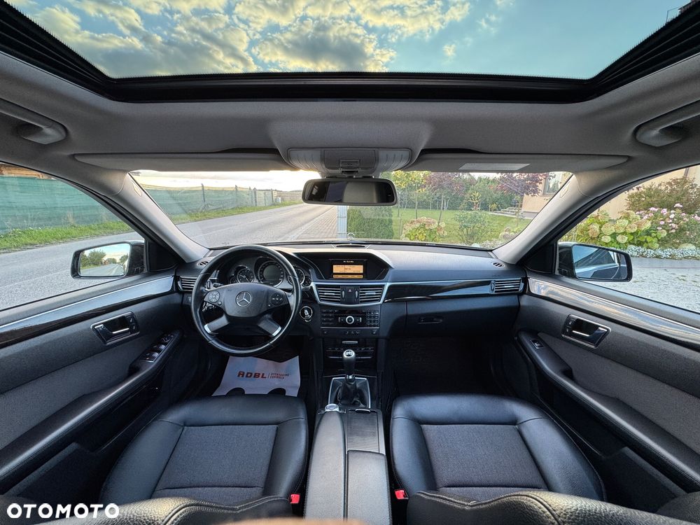 Mercedes-Benz Klasa E 200 CGI BlueEffICIENCY Avantgarde - 5