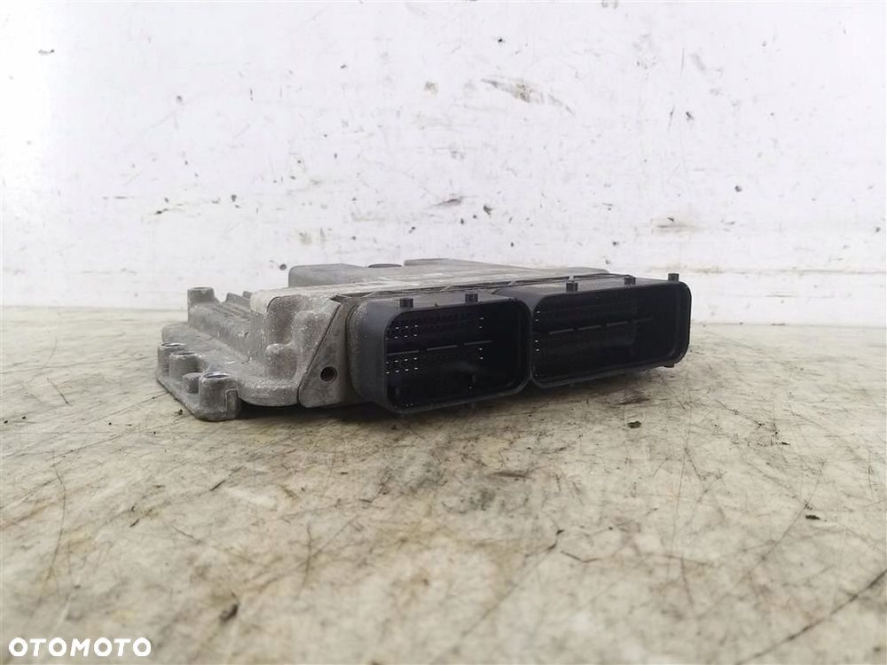 Komputer sterownik silnika Hyundai I30 I 2007-2012 1,6 CRDI 0281013402 - 3
