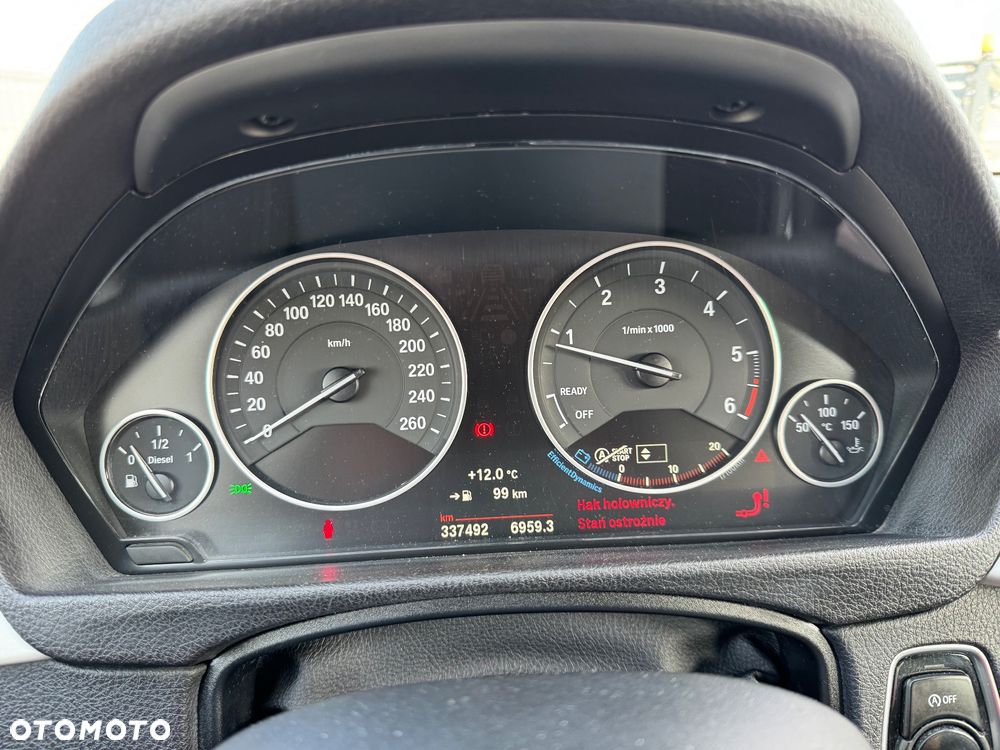 BMW Seria 3 320d Edition Luxury Line Purity - 12