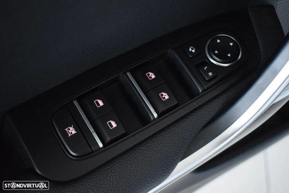 Kia Ceed SW 1.6 CRDi MHEV Dynamic - 11