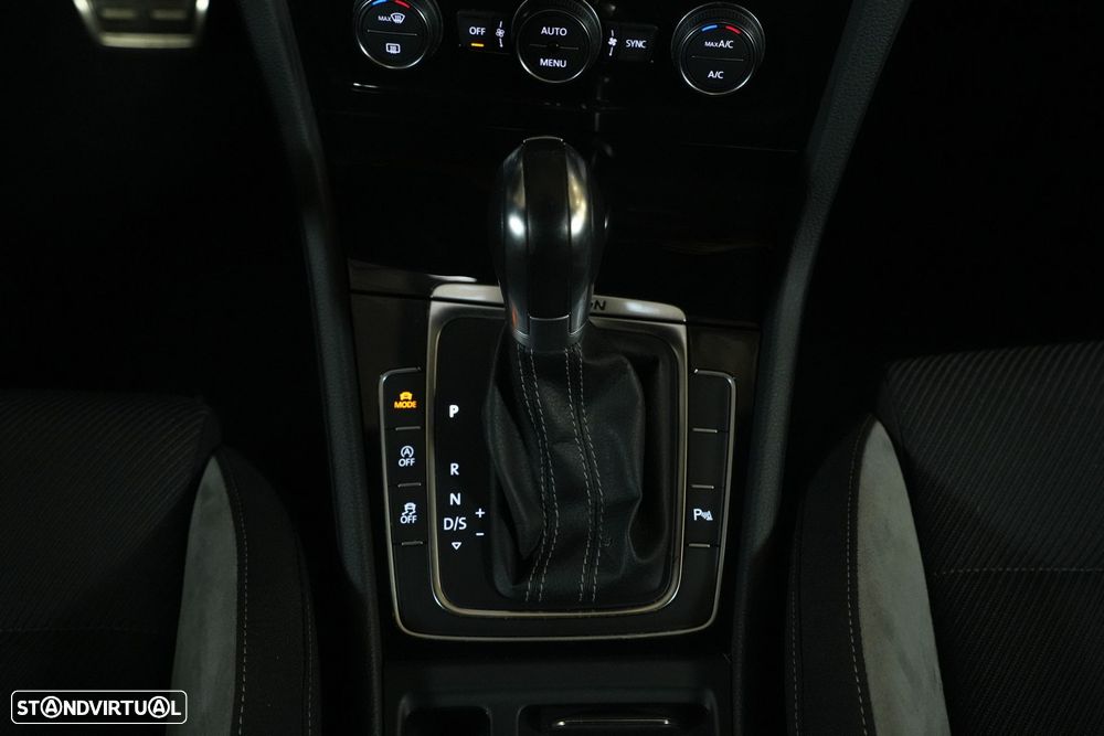VW Golf 2.0 TSI R DSG - 28