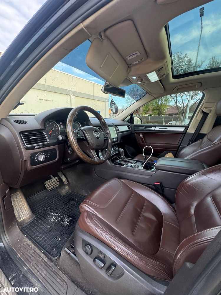 Volkswagen Touareg 3.0 V6 TDI BMT - 7