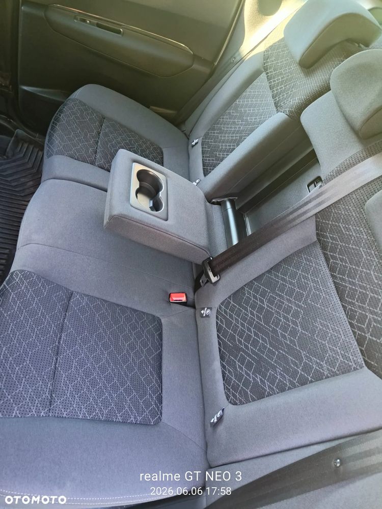 Peugeot 3008 HDi FAP 115 Style - 13