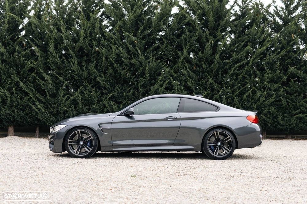 BMW M4 Auto - 26