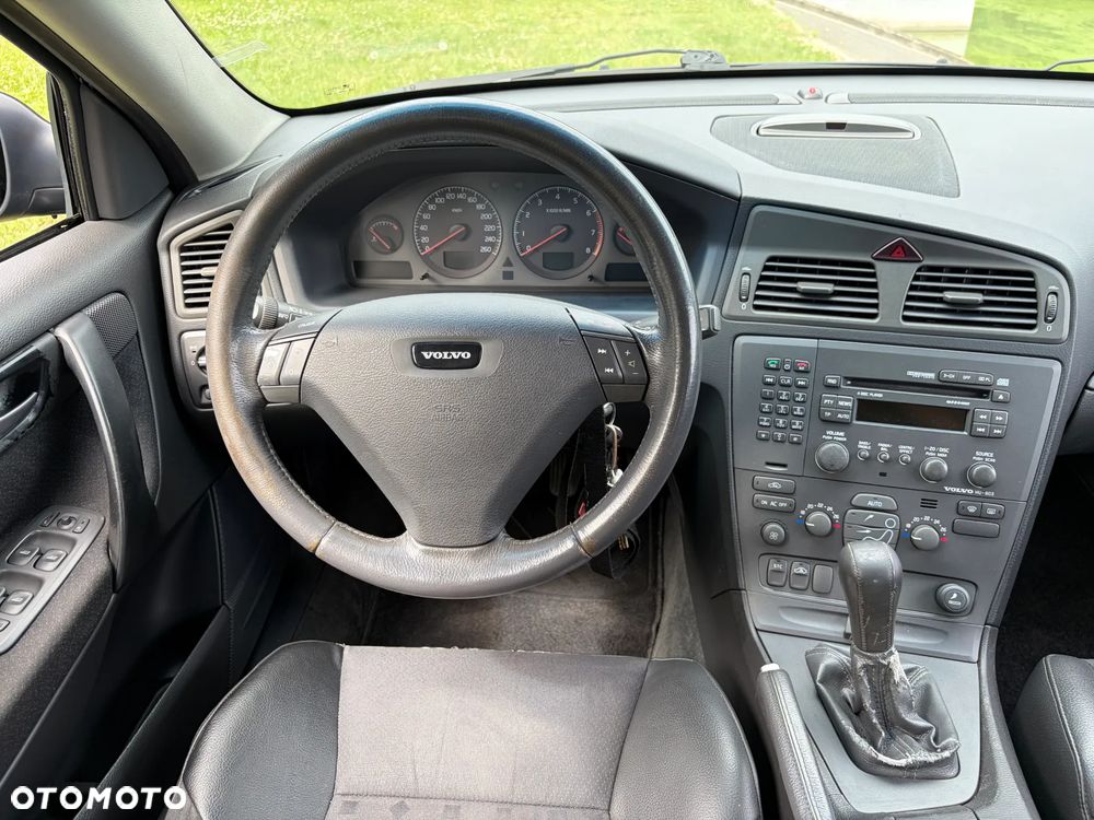 Volvo S60 2.4 Black Edition - 9