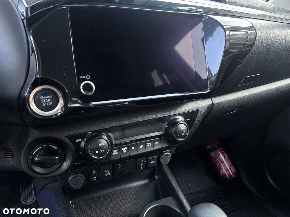 Toyota Hilux 2.8 D-4D mHEV Double Cab Executive 4x4 - 22