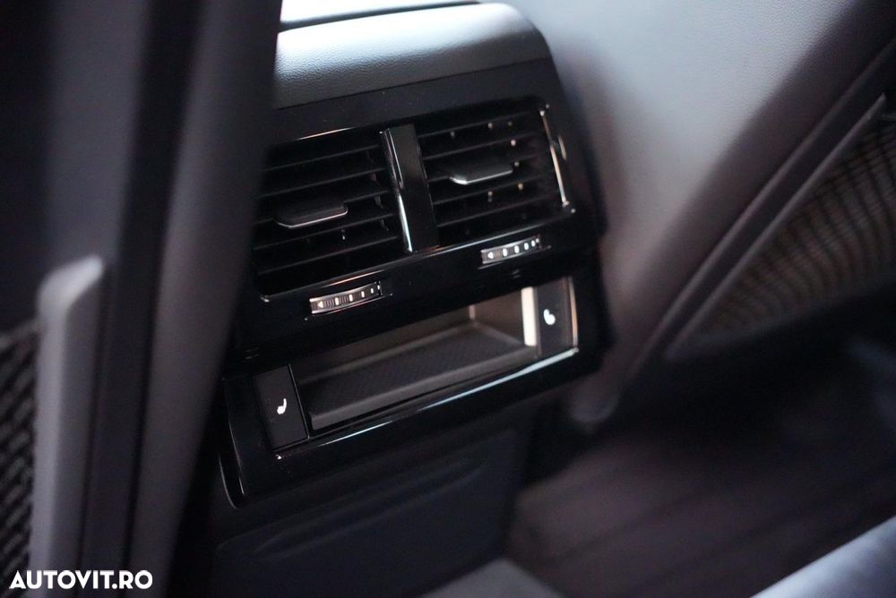 Volkswagen Touareg V6 TDI R-Style - 6
