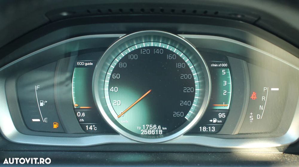 Volvo XC 60 D4 Geartronic Ocean Race - 21