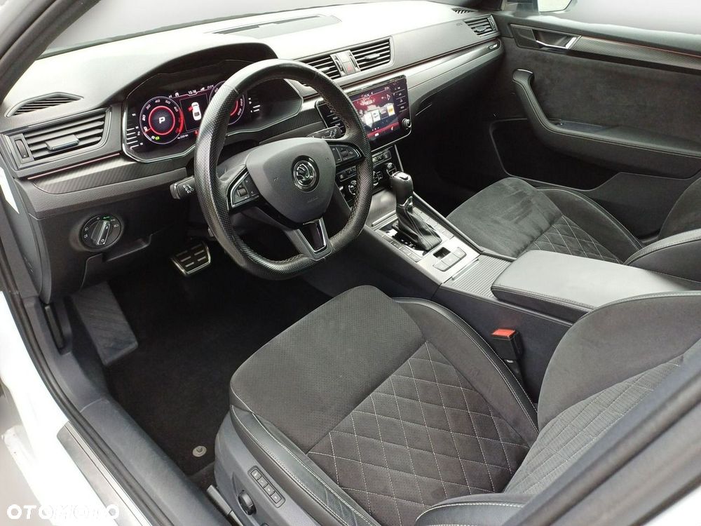 Skoda Superb 2.0 TSI 4x4 DSG Sportline - 10