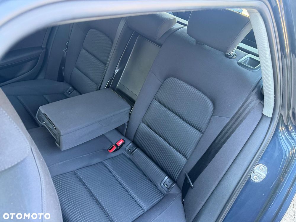 Audi A4 Avant 2.0 TDI DPF clean diesel multitronic Ambiente - 23