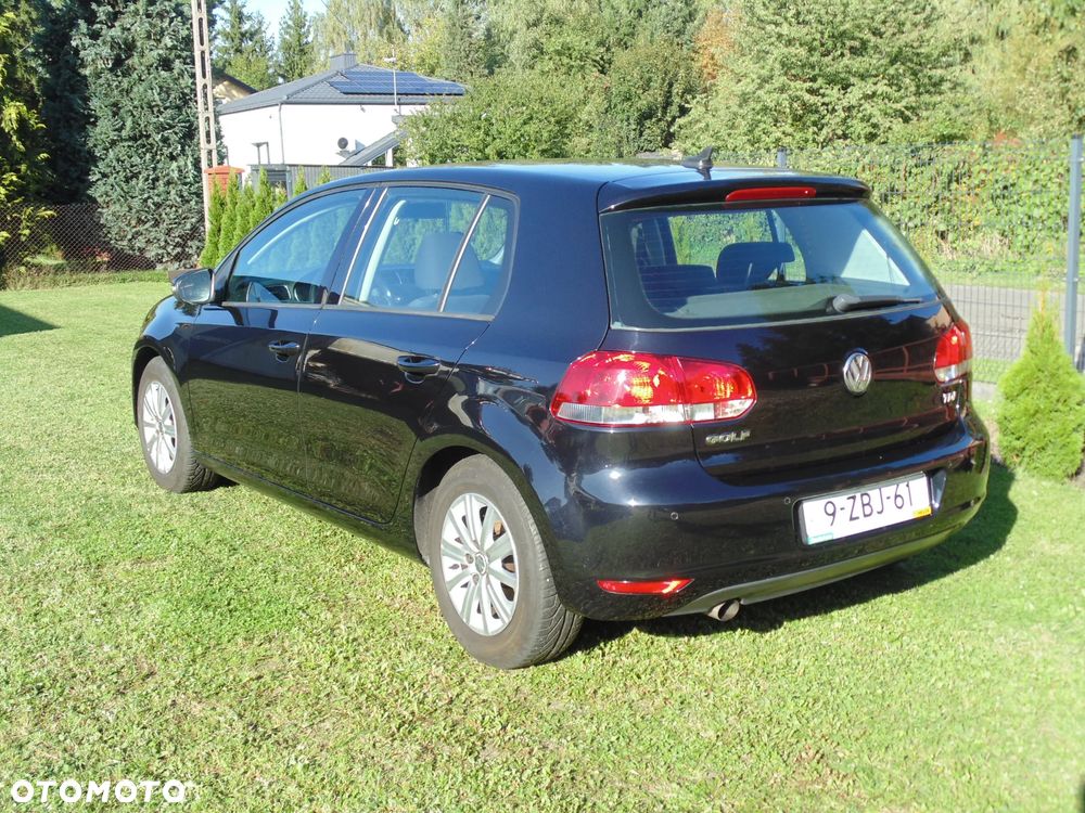 Volkswagen Golf 1.6 TDI DPF BlueMotion Technology Comfortline - 6