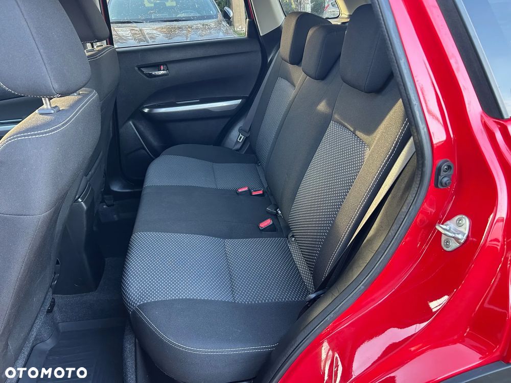 Suzuki Vitara 1.4 Boosterjet SHVS Premium 2WD - 17