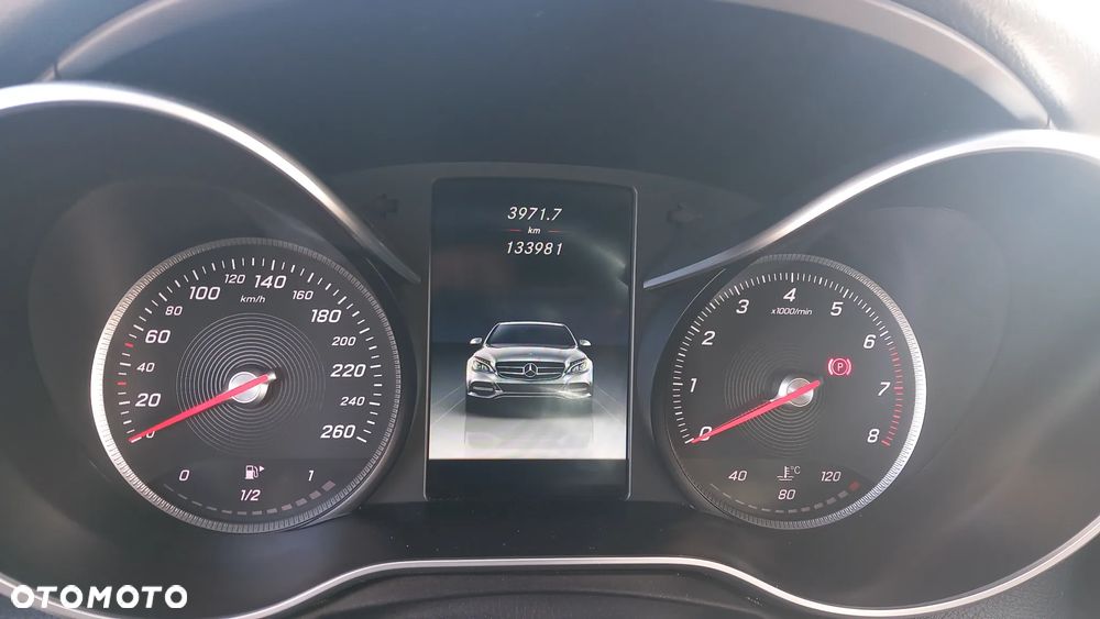 Mercedes-Benz Klasa C 200 4-Matic 9G-TRONIC - 3