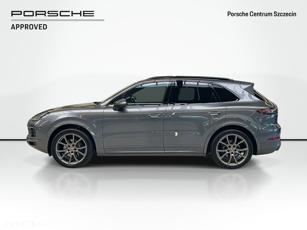 Porsche Cayenne Standard - 2