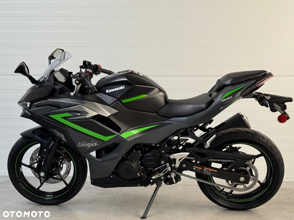 Kawasaki Ninja 500 - 6