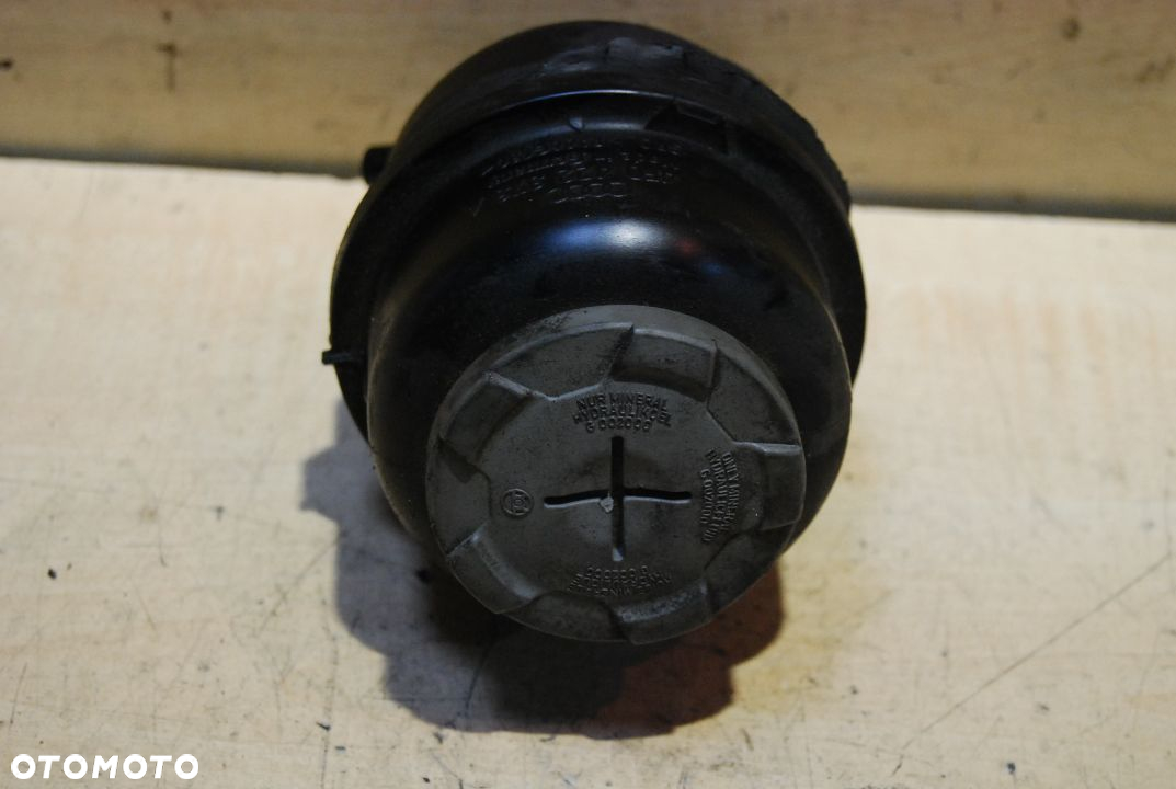 ZBIORNICZEK WSPOMAGANIA 4F0422373A AUDI A6 C6 3.0 TDI 4F0422371E 4F0422371D AUDI A4 B8 - 4