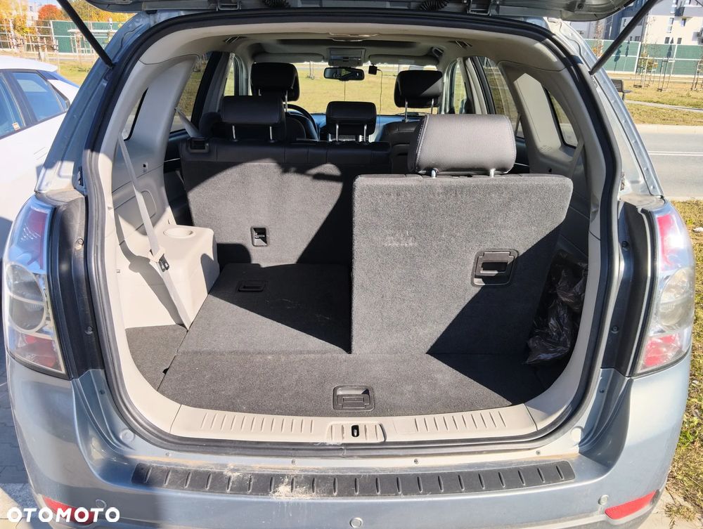 Chevrolet Captiva 2.2 D LTZ - 10