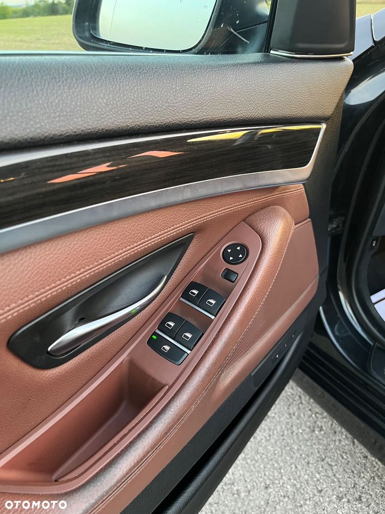 BMW Seria 5 - 12