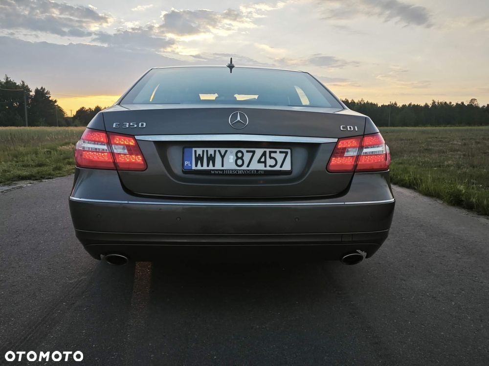 Mercedes-Benz Klasa E 350 CDI BlueEff Avantgarde - 13
