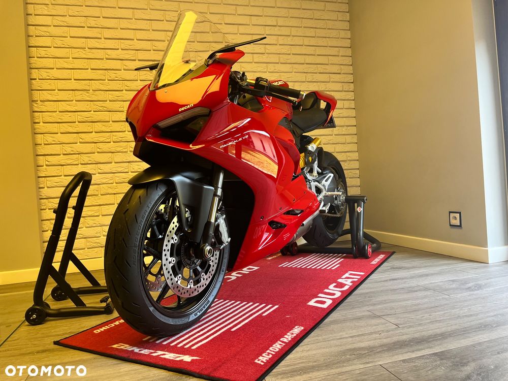 Ducati Panigale V2 - 1