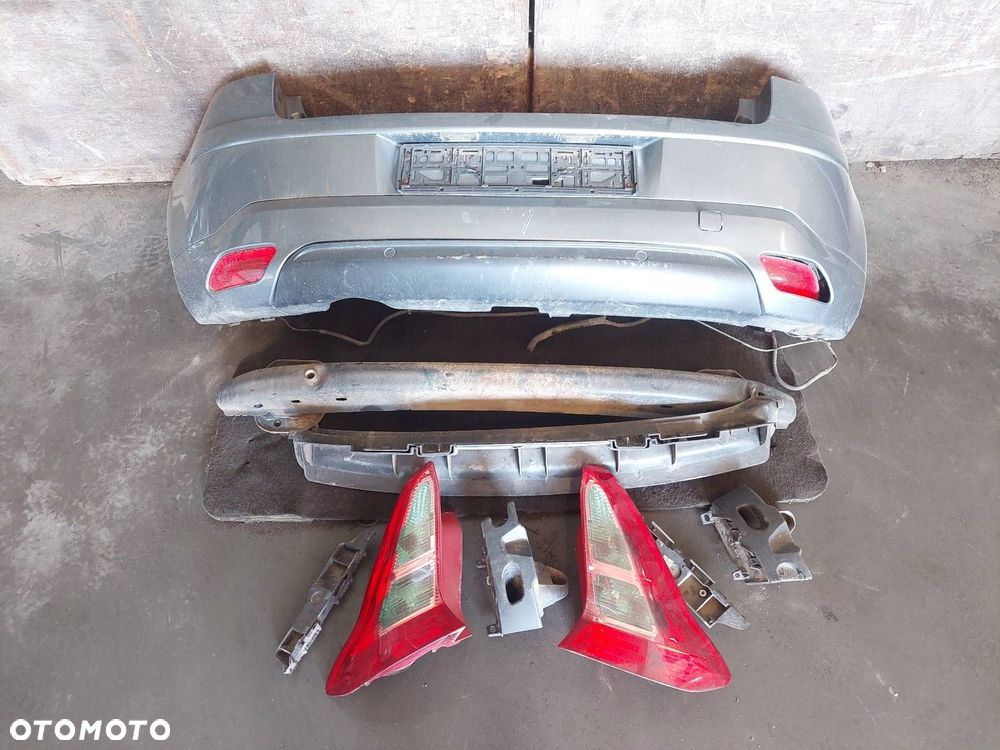 ZDERZAK TYŁ BELKA ŚLIZGI LAMPY CITROEN C4 I EZW - 1