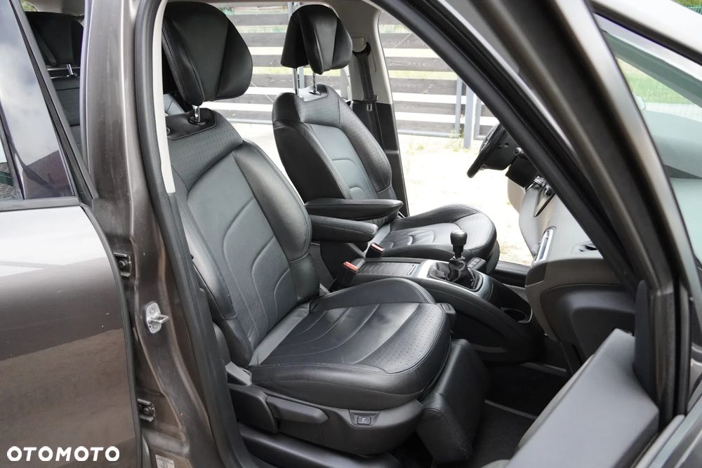 Citroën C4 Picasso - 14