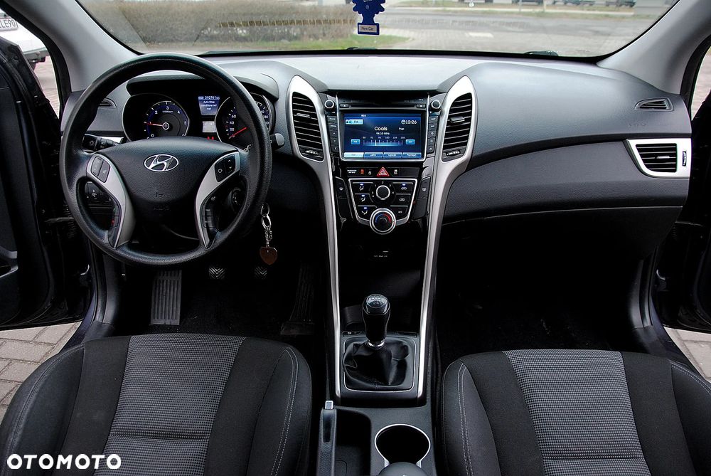 Hyundai i30 1.6 CRDi Premium - 11