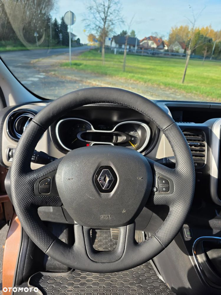 Renault Trafic - 10