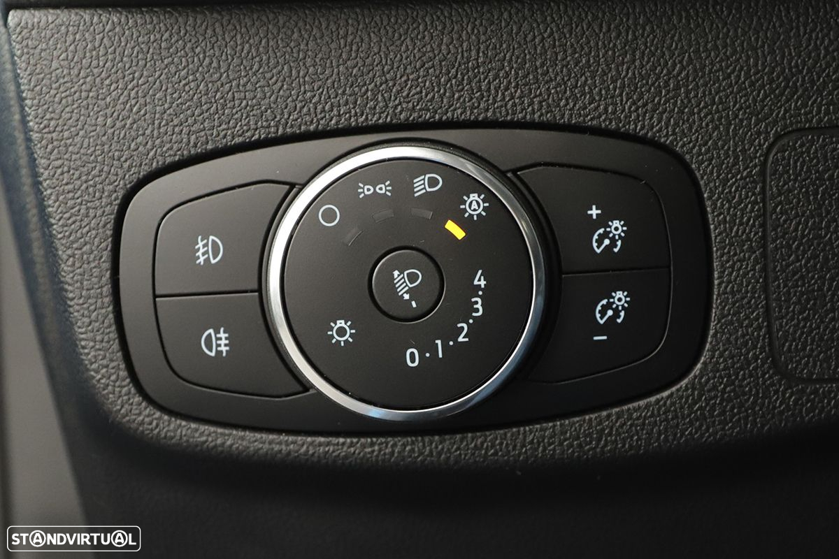 Ford Focus SW 1.0 EcoBoost MHEV ST-Line X - 18