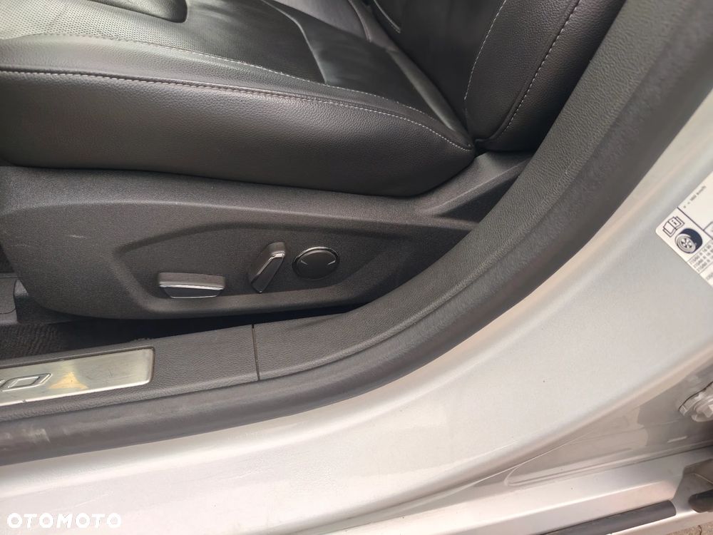 Ford Mondeo - 16