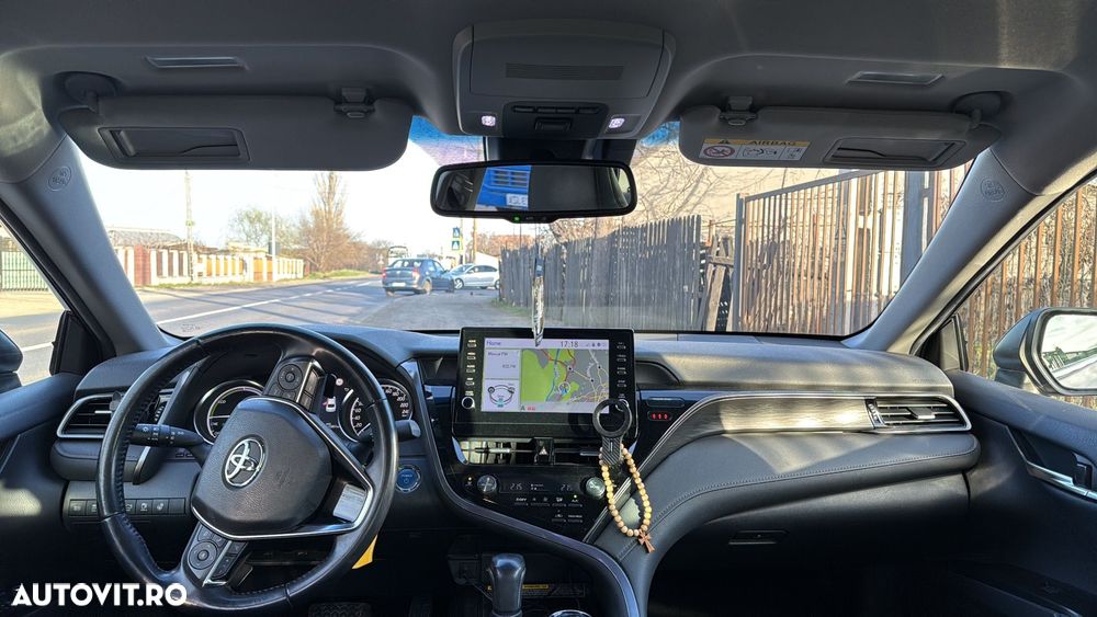 Toyota Camry 2.5 Dynamic - 8