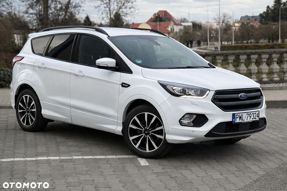 Ford Kuga 2.0 TDCi 2x4 ST-Line - 1