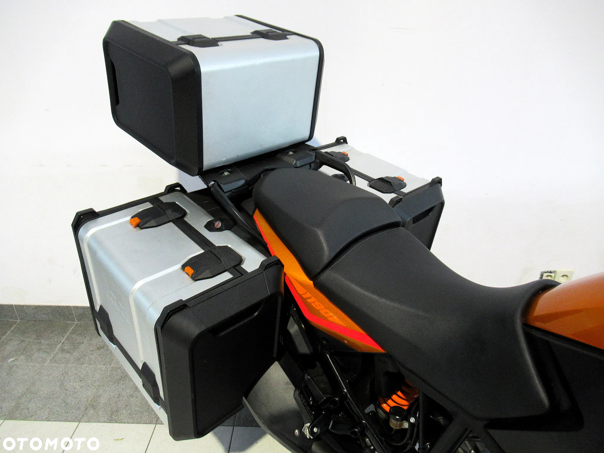KTM Adventure - 13