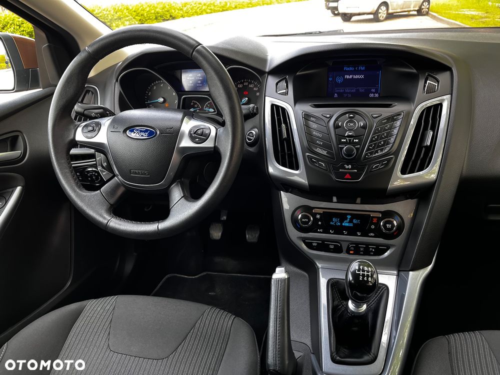 Ford Focus SW 1.0 EcoBoost S&S Titanium - 30