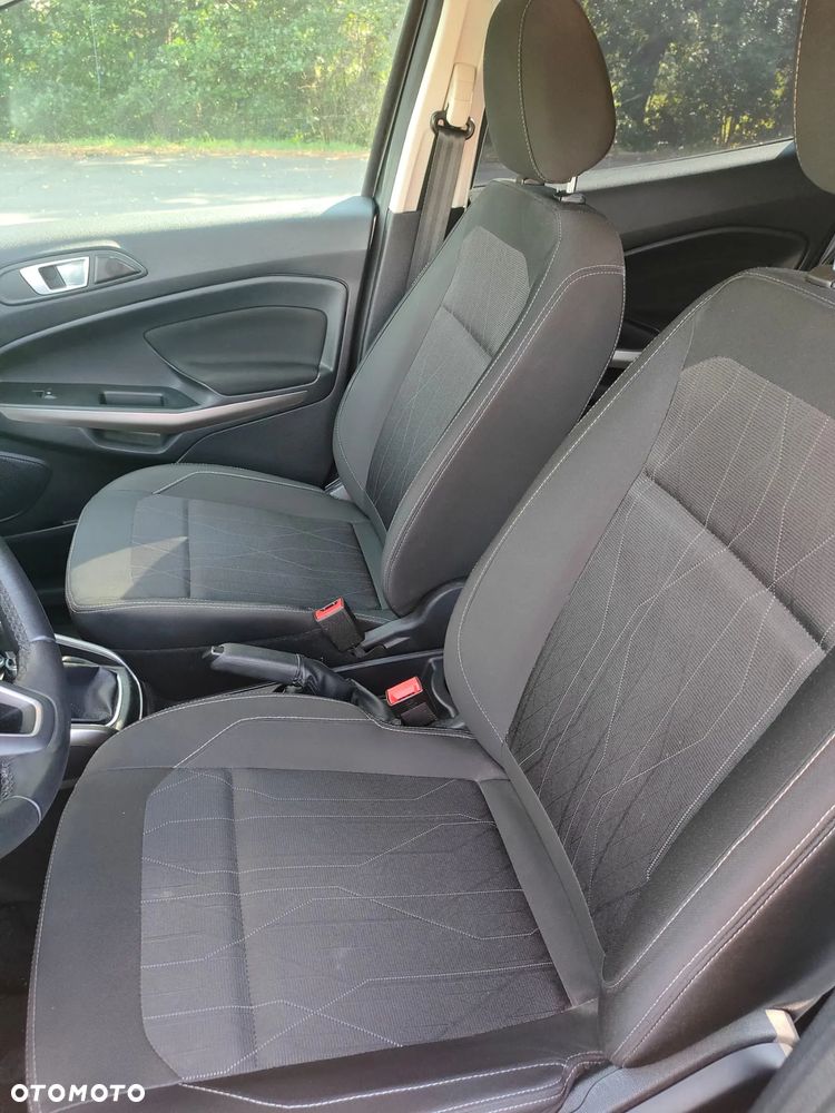 Ford EcoSport - 13