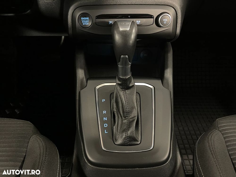 FORD Focus 2023 — imagine 21