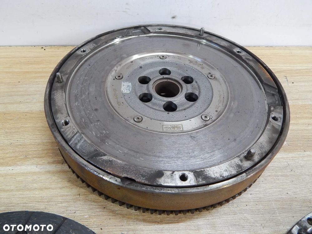 Sprzęgło dwumasa 1.6 ehdi tdci hdi Volvo v60 v50 v40 s40 s60 Ford focus mondeo c-max 10-17 Łuków części - 4