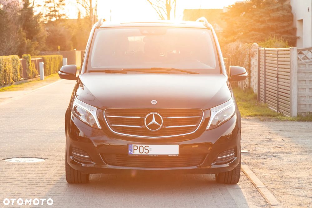 Mercedes-Benz Klasa V - 2