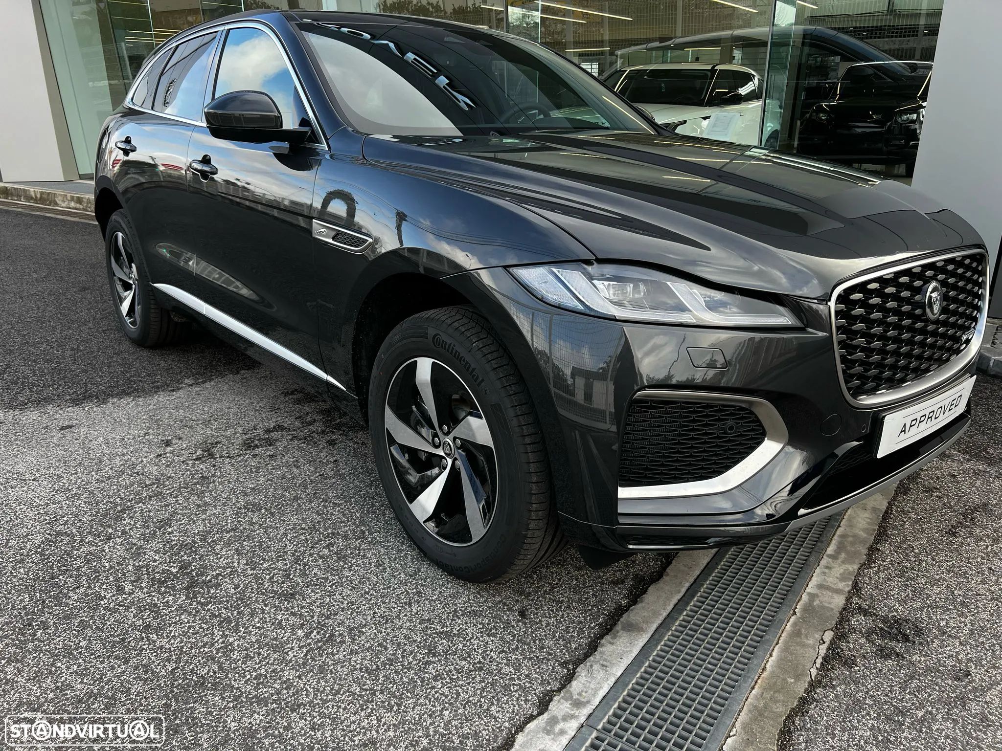 Jaguar F-Pace 2.0 P400e AWD R-Dynamic S - 1