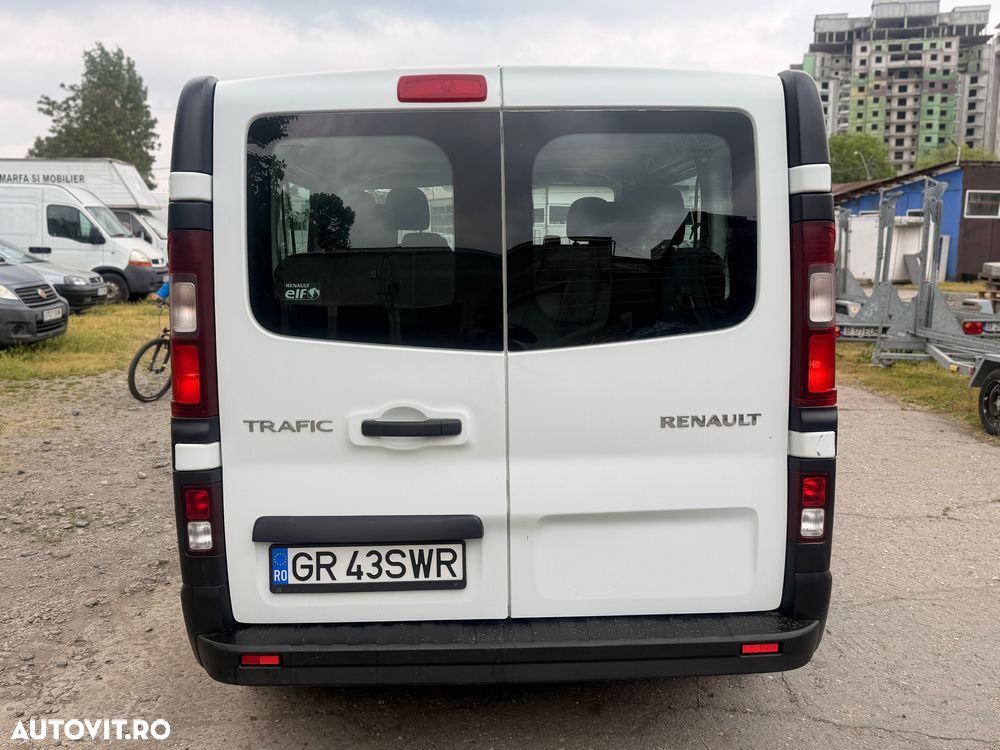 Renault Trafic Combi L2H1 8+1 Authentique - 6